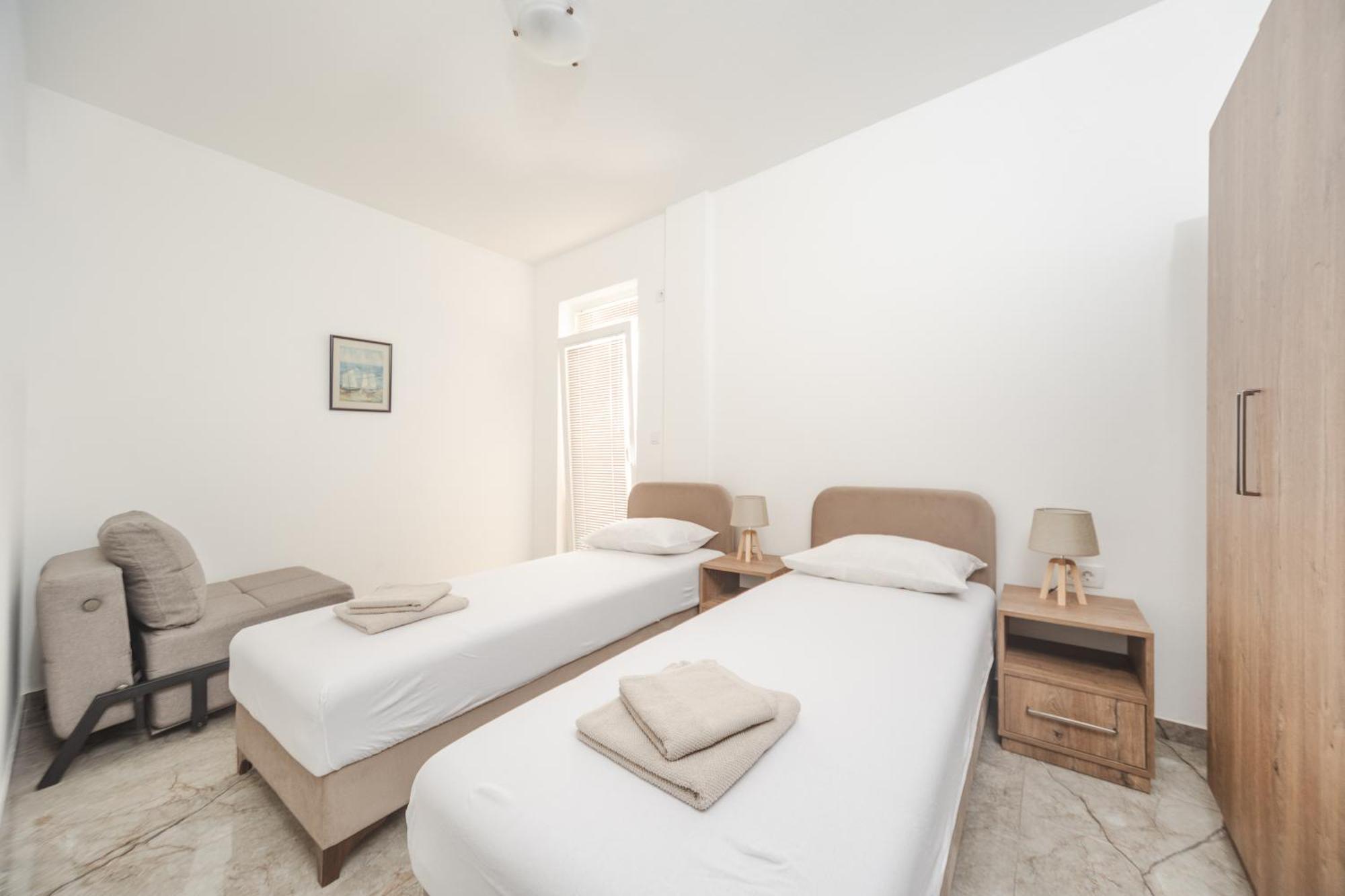 Apartmani Agape Petrovac Ngoại thất bức ảnh
