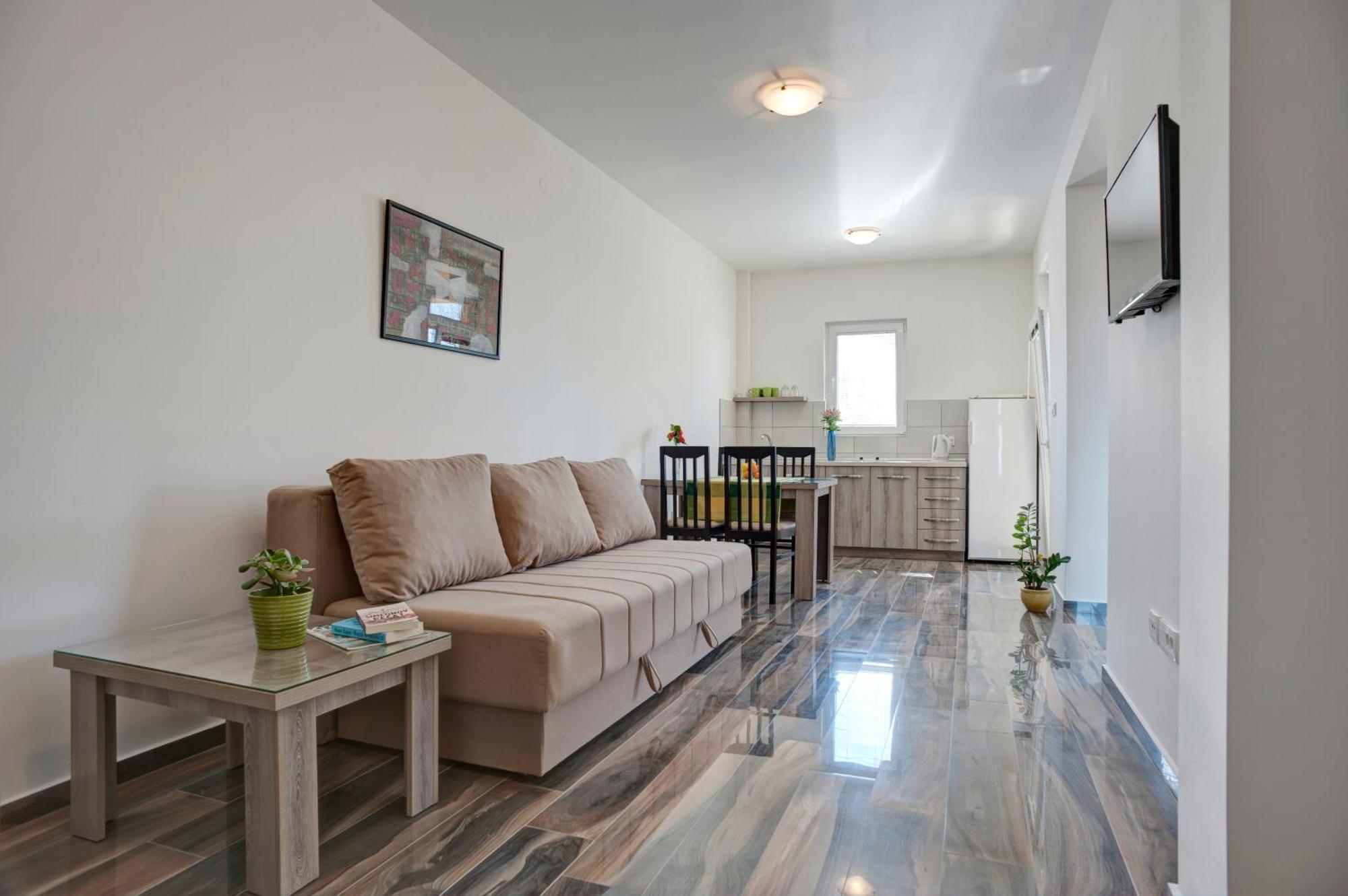 Apartmani Agape Petrovac Ngoại thất bức ảnh