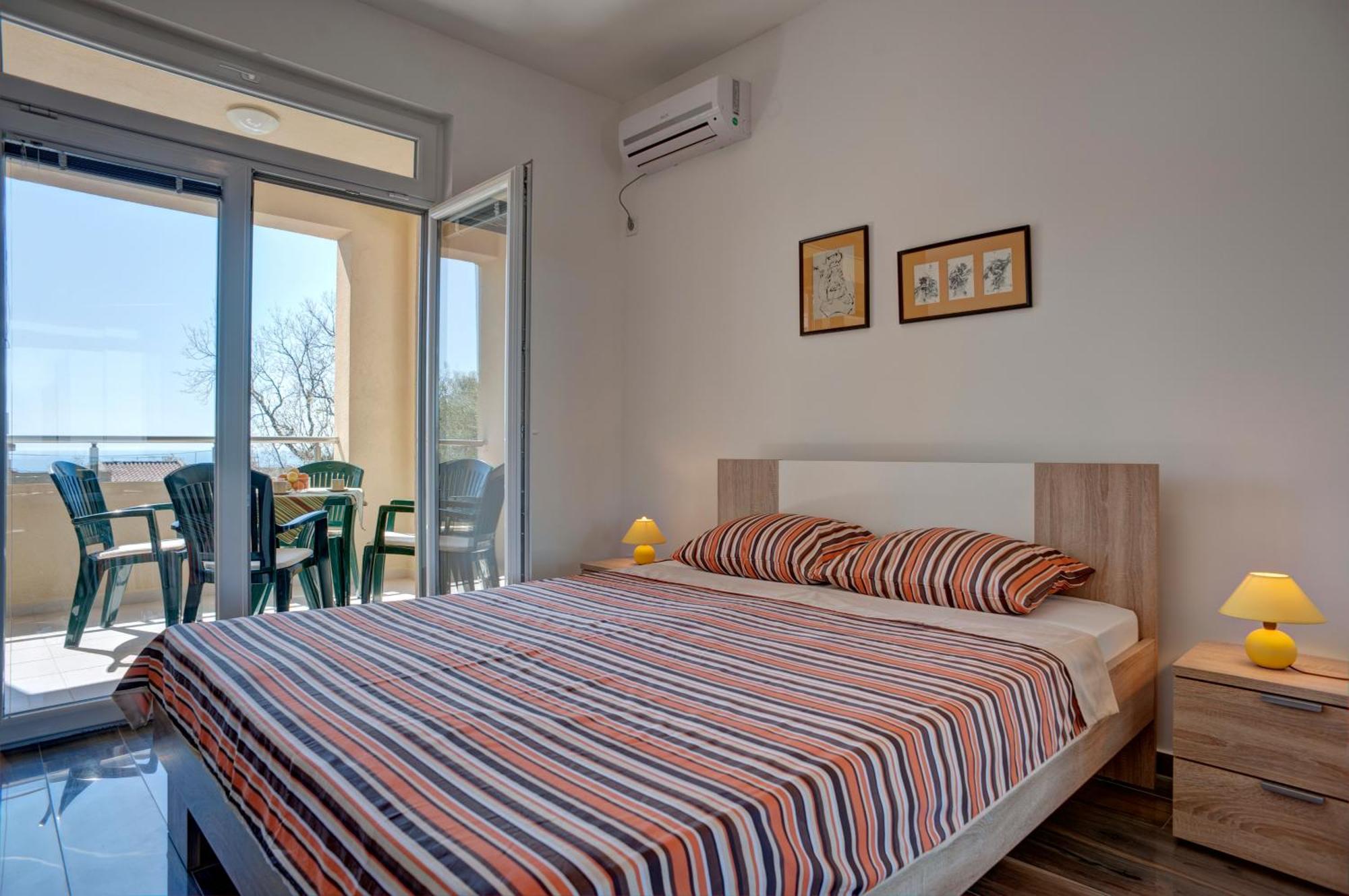 Apartmani Agape Petrovac Ngoại thất bức ảnh