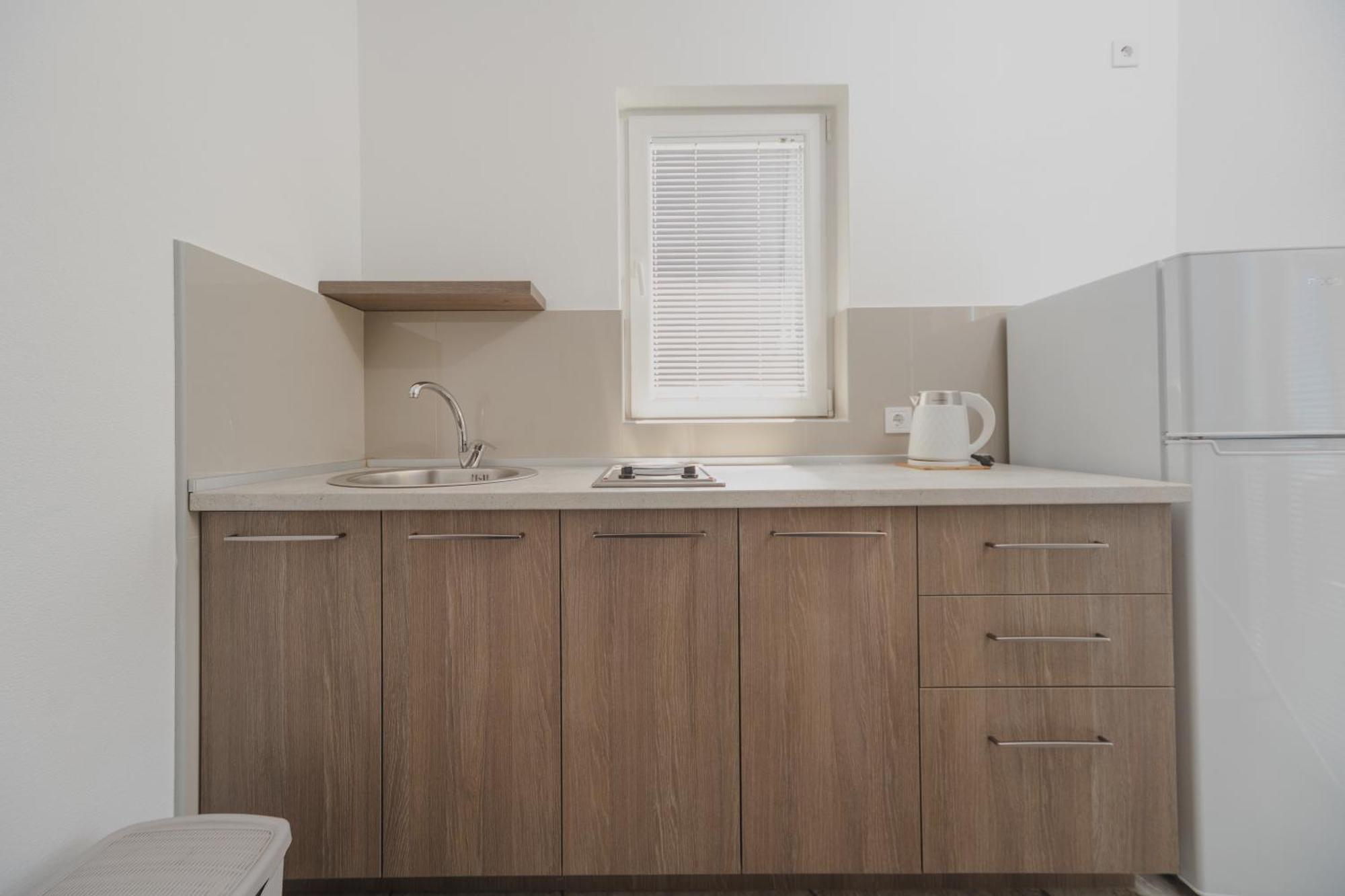 Apartmani Agape Petrovac Ngoại thất bức ảnh